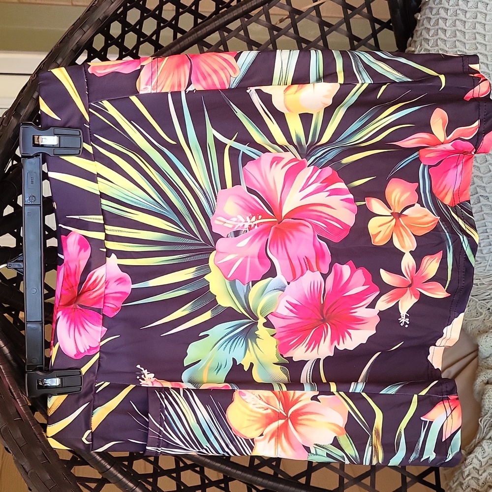 NWOT Tropical Skort - Picture 3 of 8